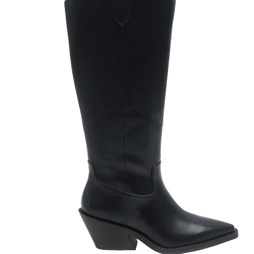 Wild Pair Black Heeled Boots